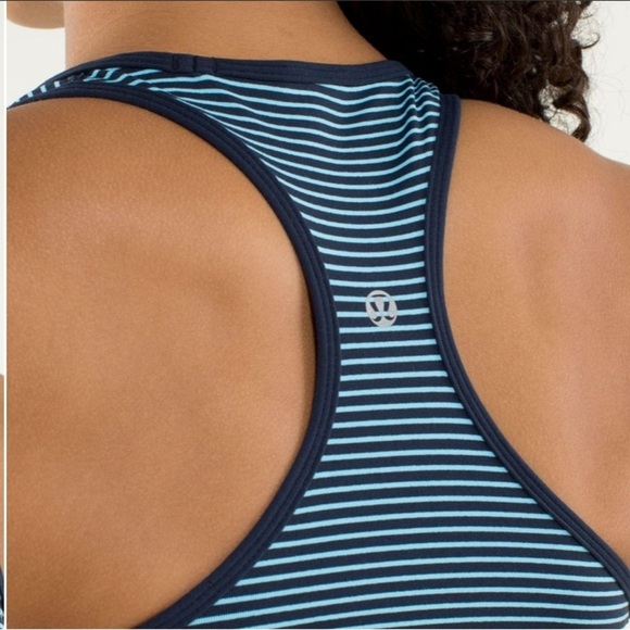 Lululemon | SOULCYCLE Cool Racerback In Hyper Stripe Blue Moon / Inkwell Size 8 - Picture 8 of 8